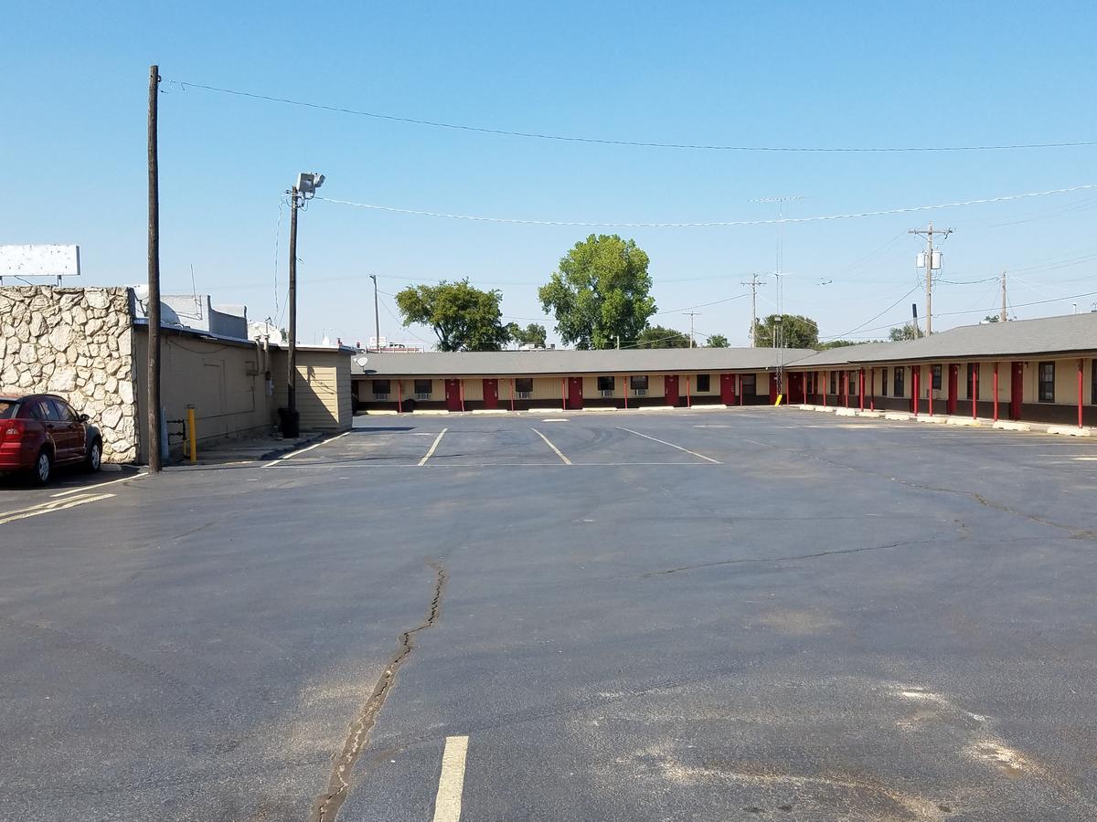 Budget Inn Chickasha Bagian luar foto
